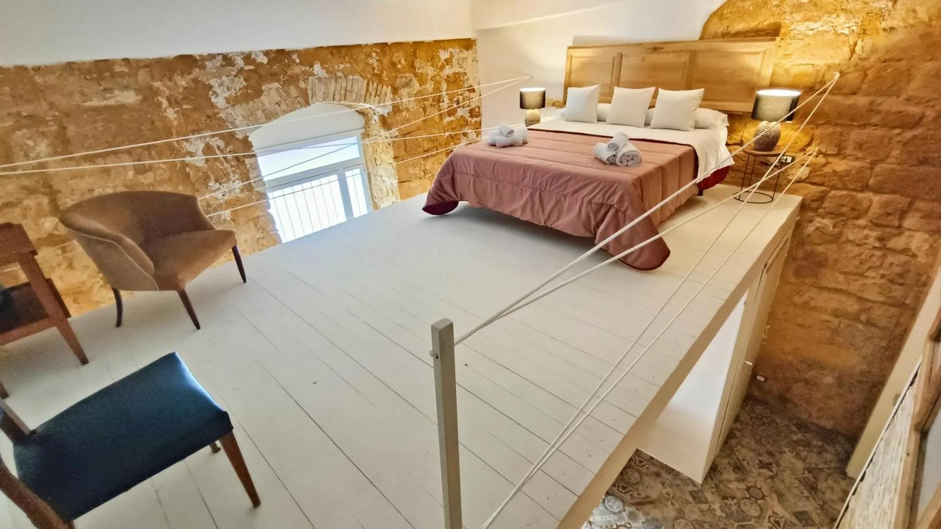 Historic Center Apartment Agrigento Italy