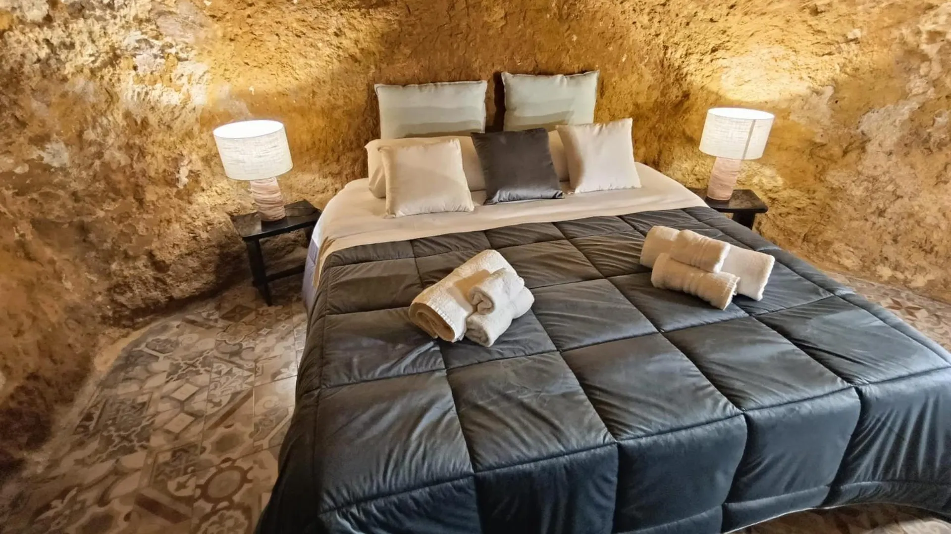 Historic Center Apartment Agrigento 0*,  Italy