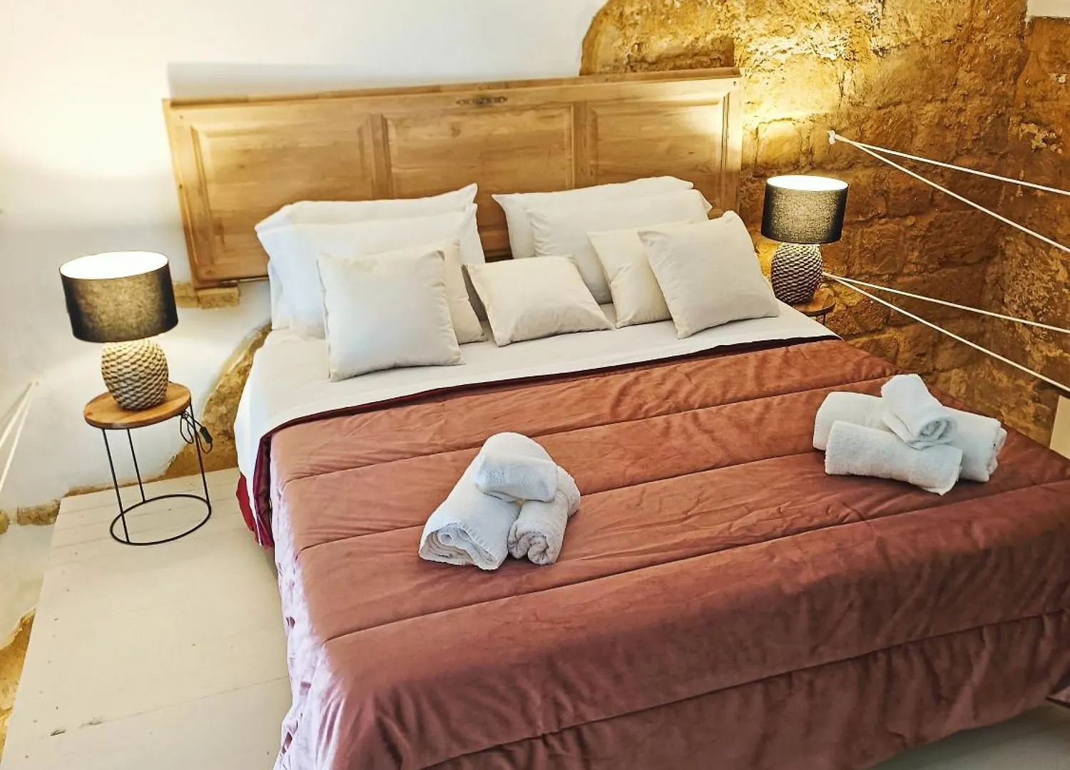 Historic Center Apartment Agrigento Italy