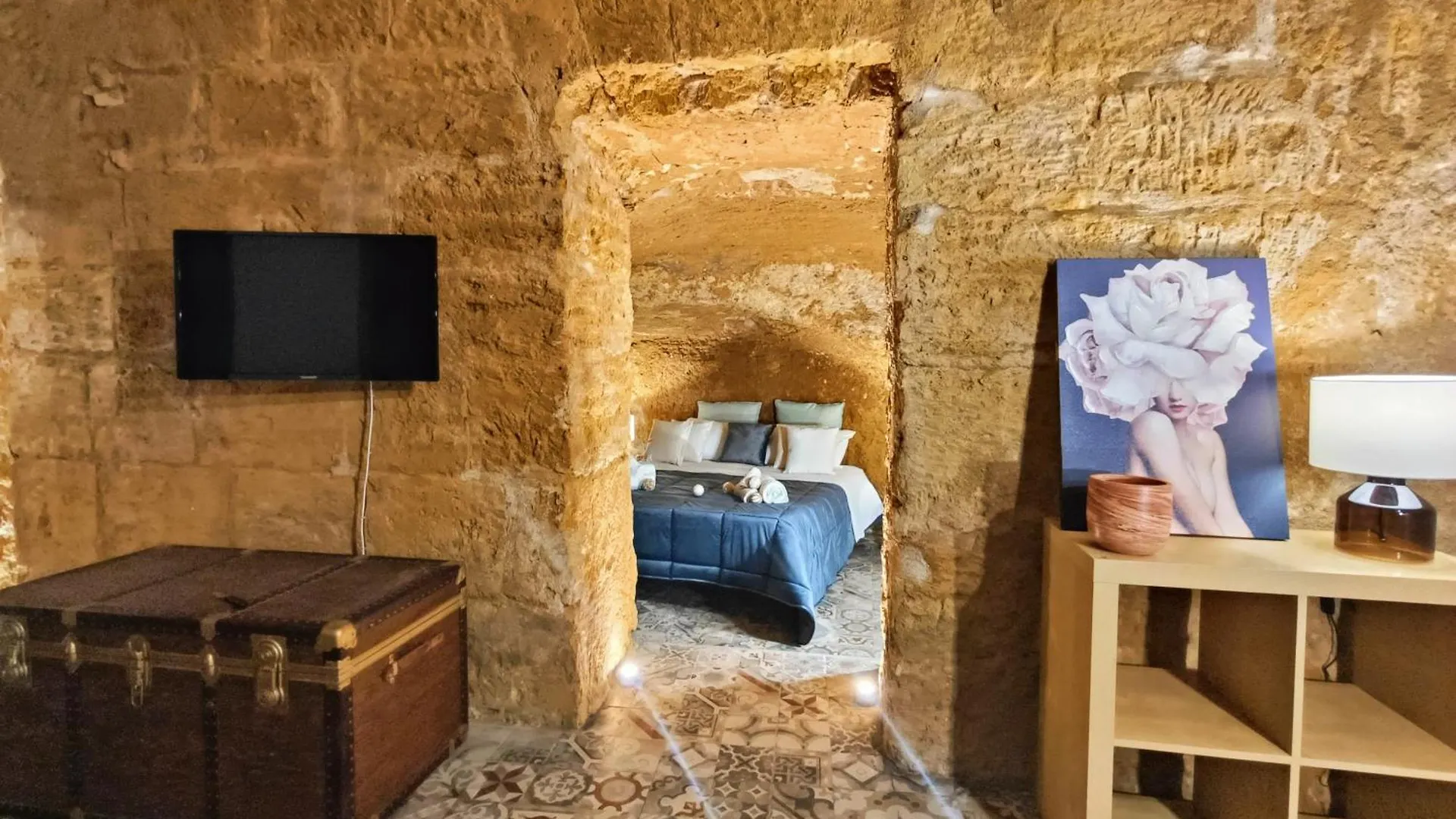 Historic Center Apartment Agrigento Italy